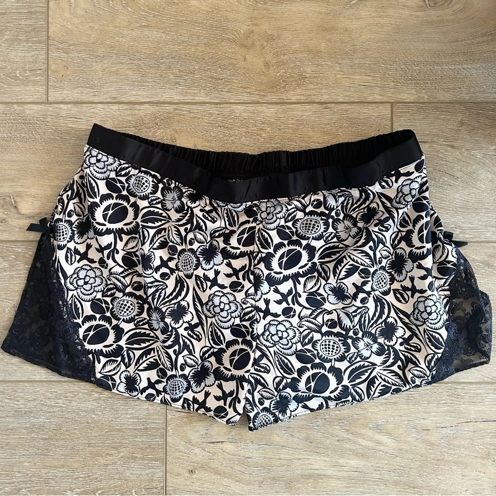 Sophie Theallet for Cacique Womens Satin Floral‎ Sleep Shorts Sz 18 Feminine